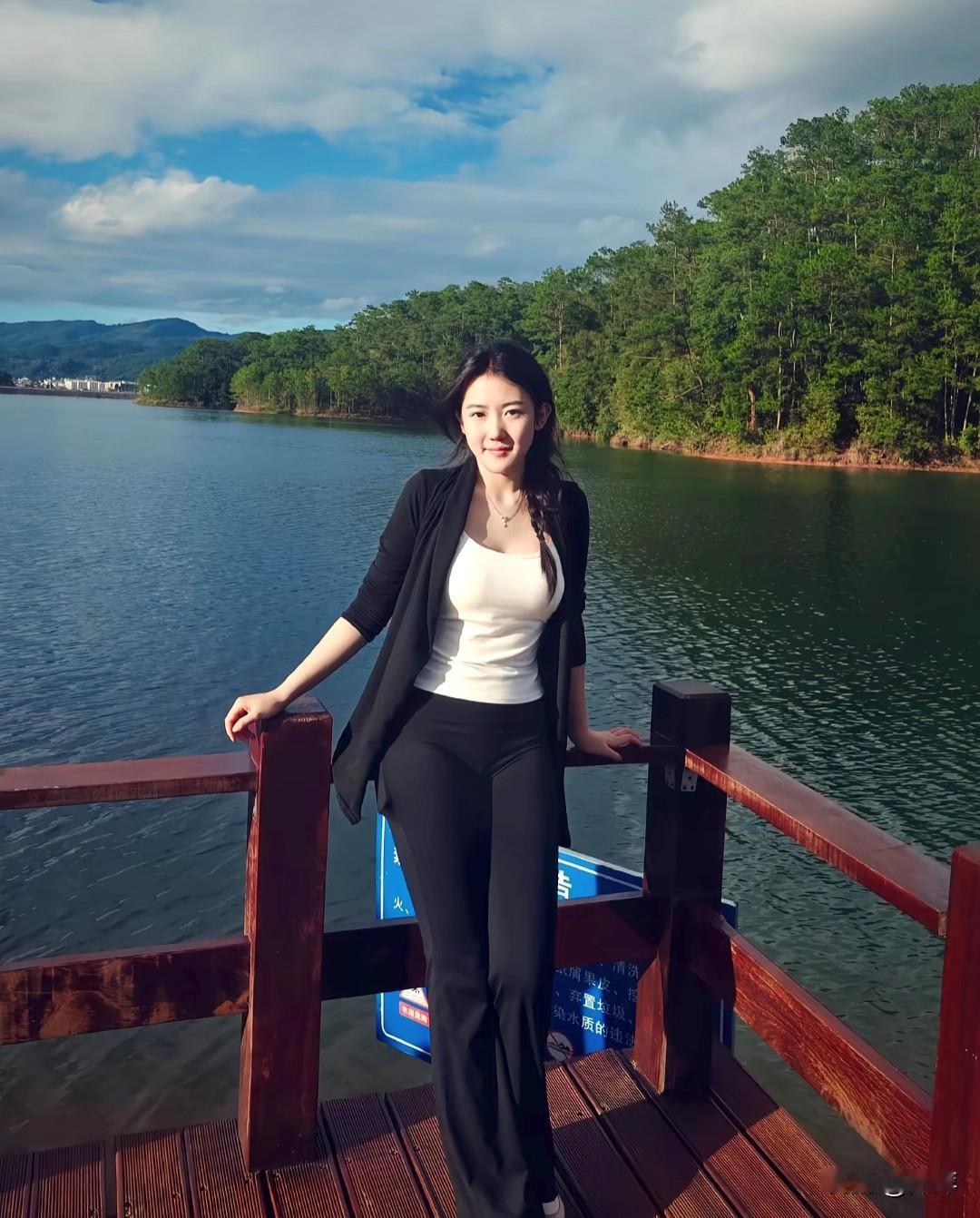 总劝自己放下曾经的不美好，可还是想起来让自己精神内耗。对于过去难道就真的忘不掉了