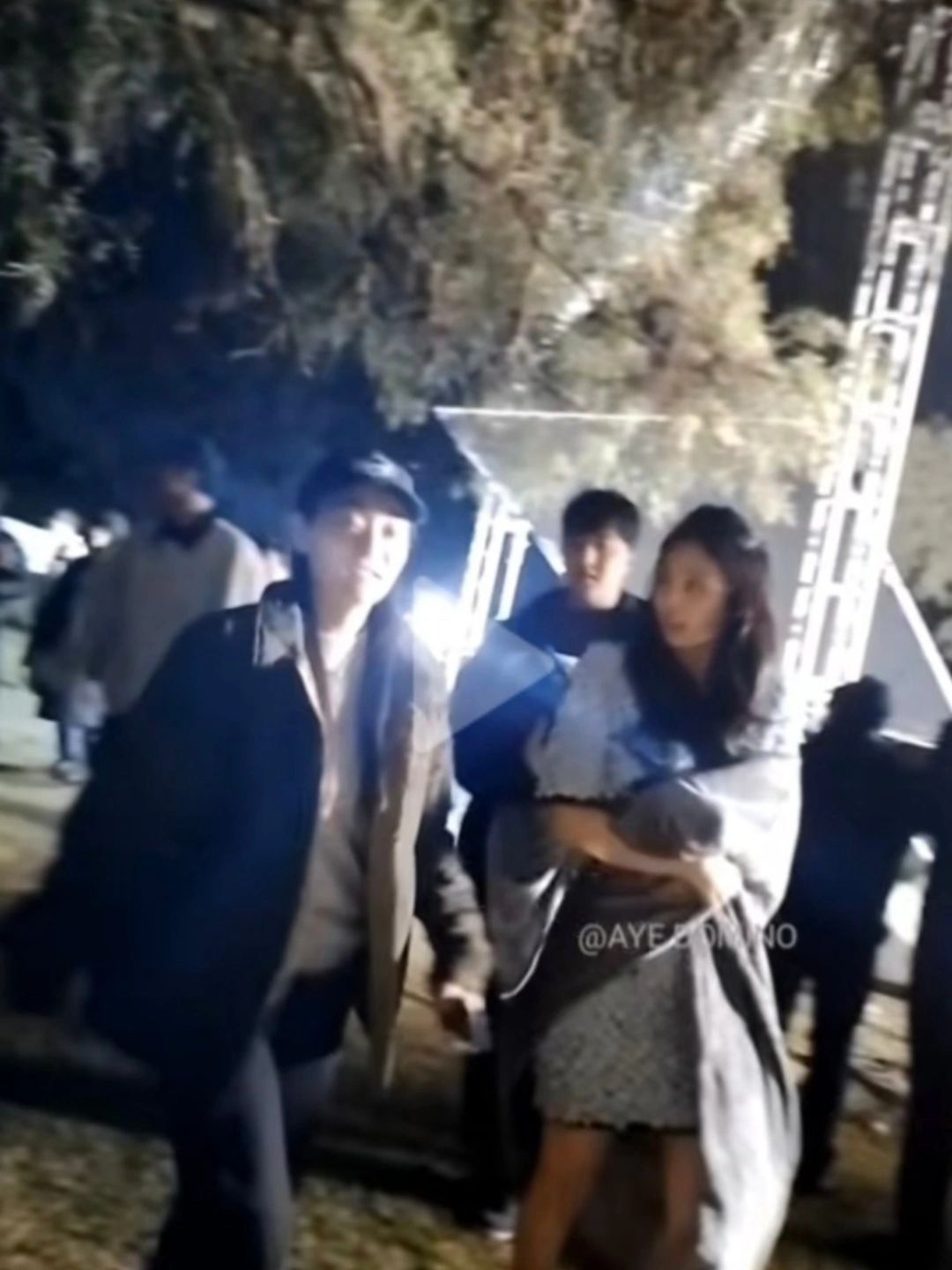 刚刚看到了 Jennie MV 的路透，不得不说她那好明显的高颅顶真是太让人羡慕