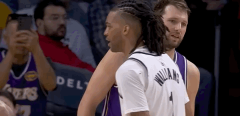 虽迟但到！东契奇第16次技术犯规来了！

今天主场对阵篮网队的比赛，第三节5分1