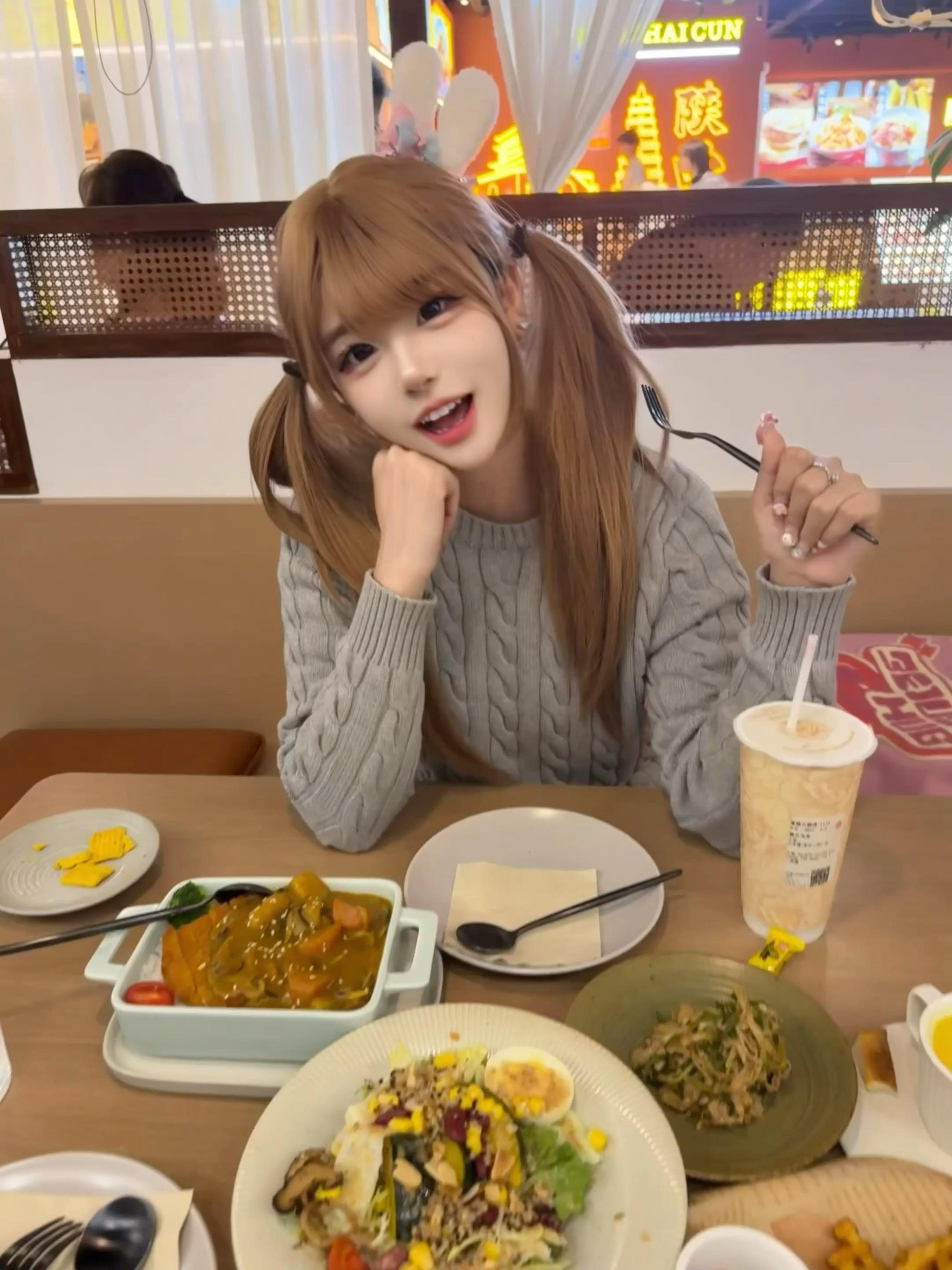 把我的心搞得一团糟 还在那萌萌的笑