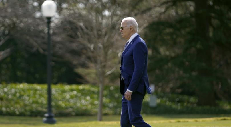 拜登去医院进行年度体检


美国总统乔·拜登（Joe Biden）正在前往医院进