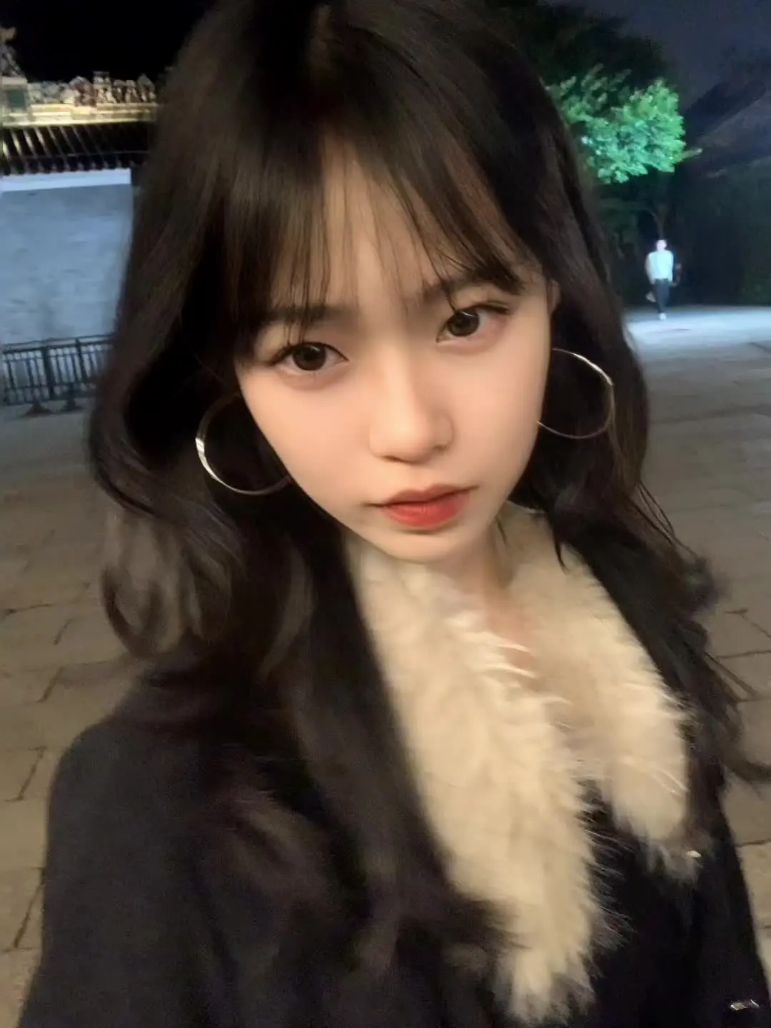 第一眼喜欢的人 会喜欢很久很久很久