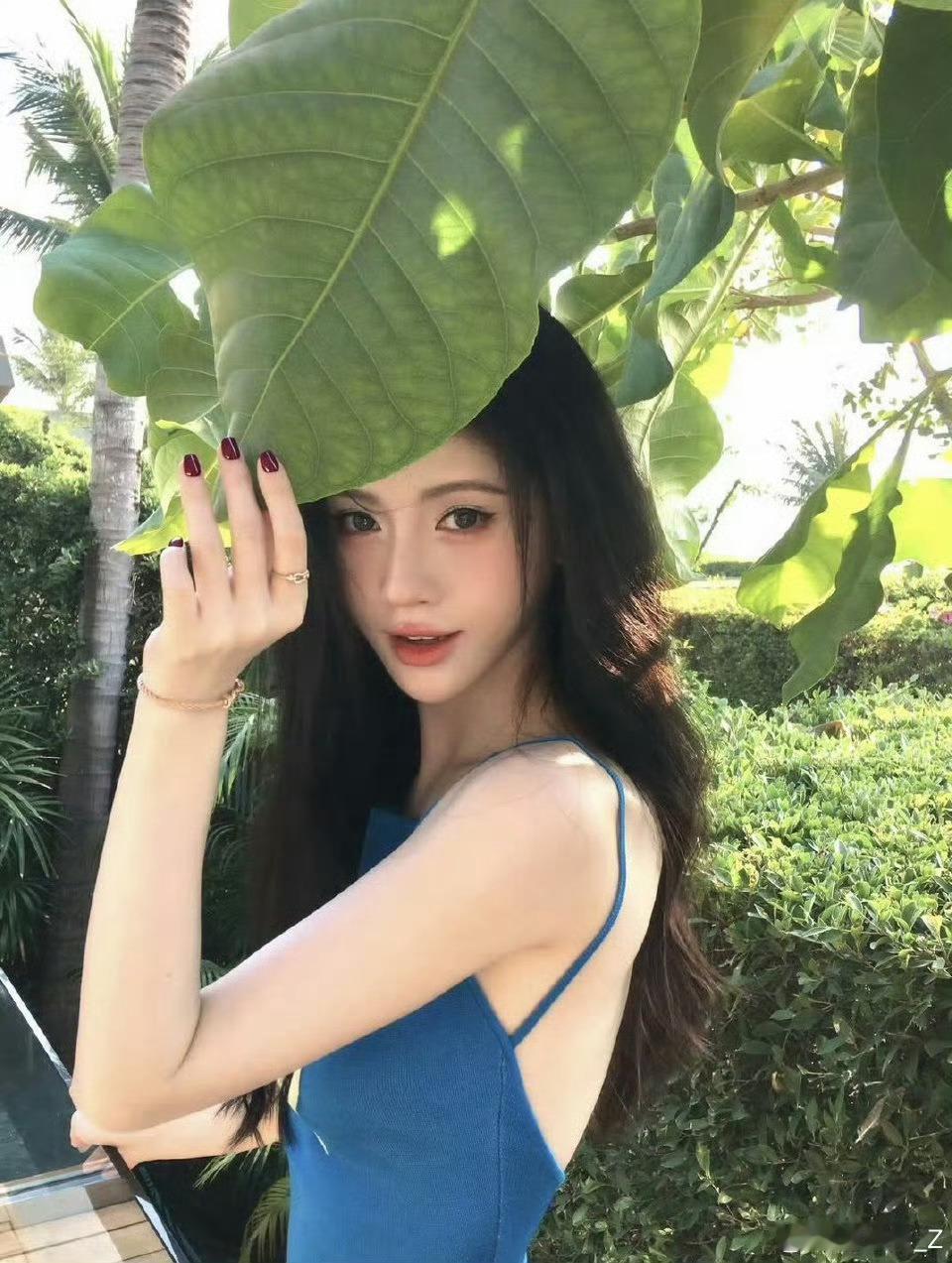 鞠婧祎ins更新这个小女子太曼妙了 这么美的小鞠！ 
