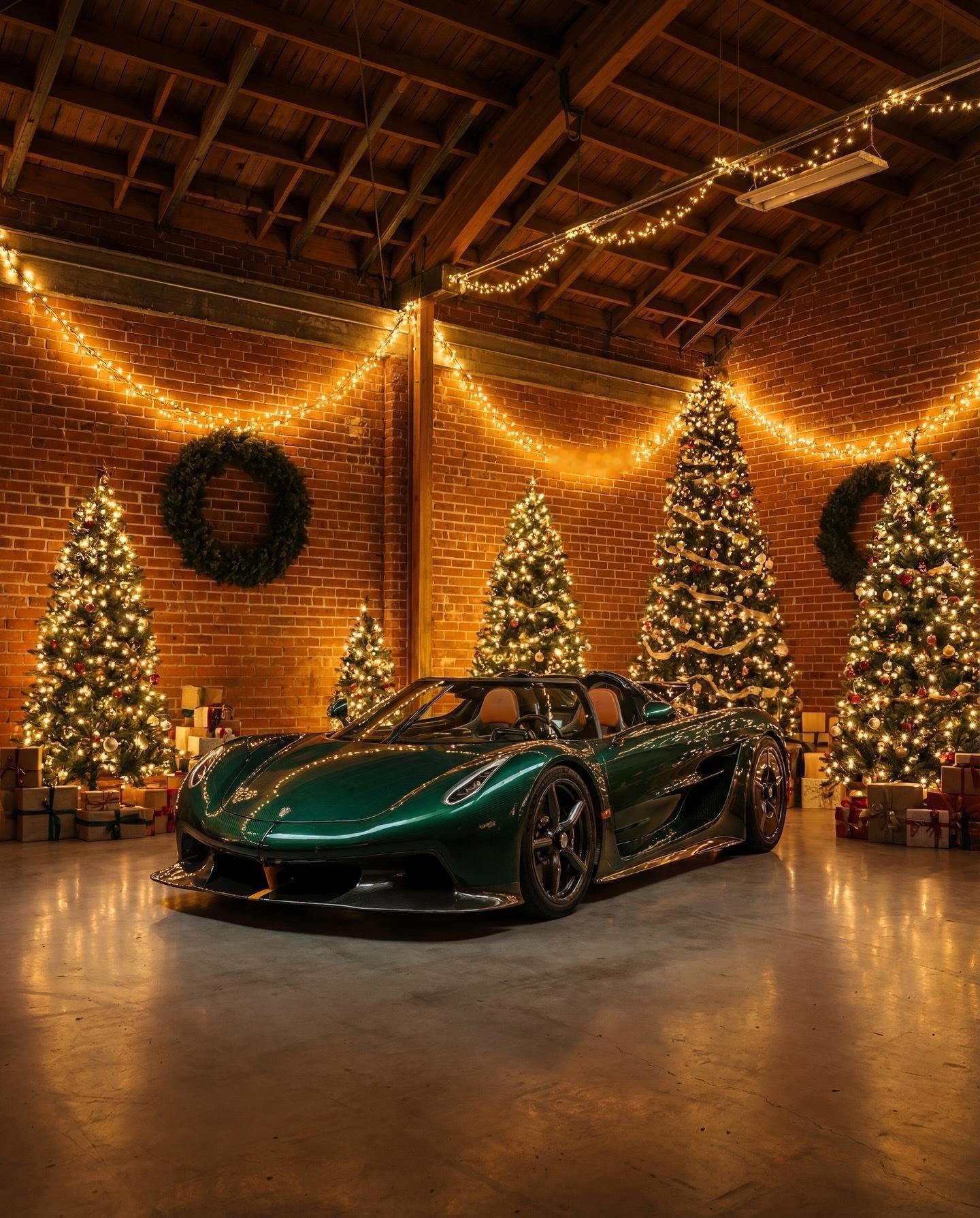 从车库到家庭——大家的圣诞礼物都收到了吗？.圣诞节老纪侃车豪车超跑