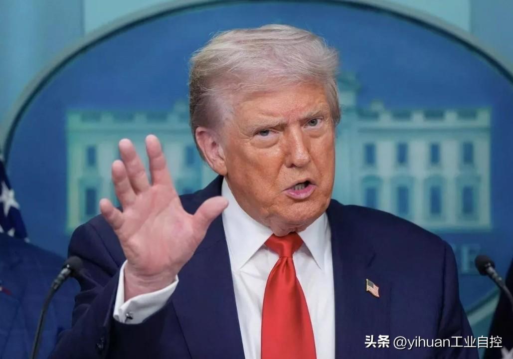 【以袭击南帕尔斯气田、意在提醒】
    美媒WSJ报道，在以色列18日对伊朗南