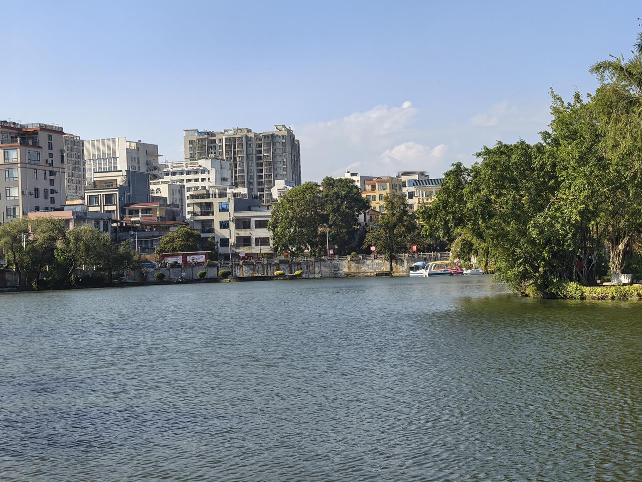 买了这部华为手机，升级鸿蒙6之后，我逐渐多了一个习惯，那就是每到一个地方，总喜欢