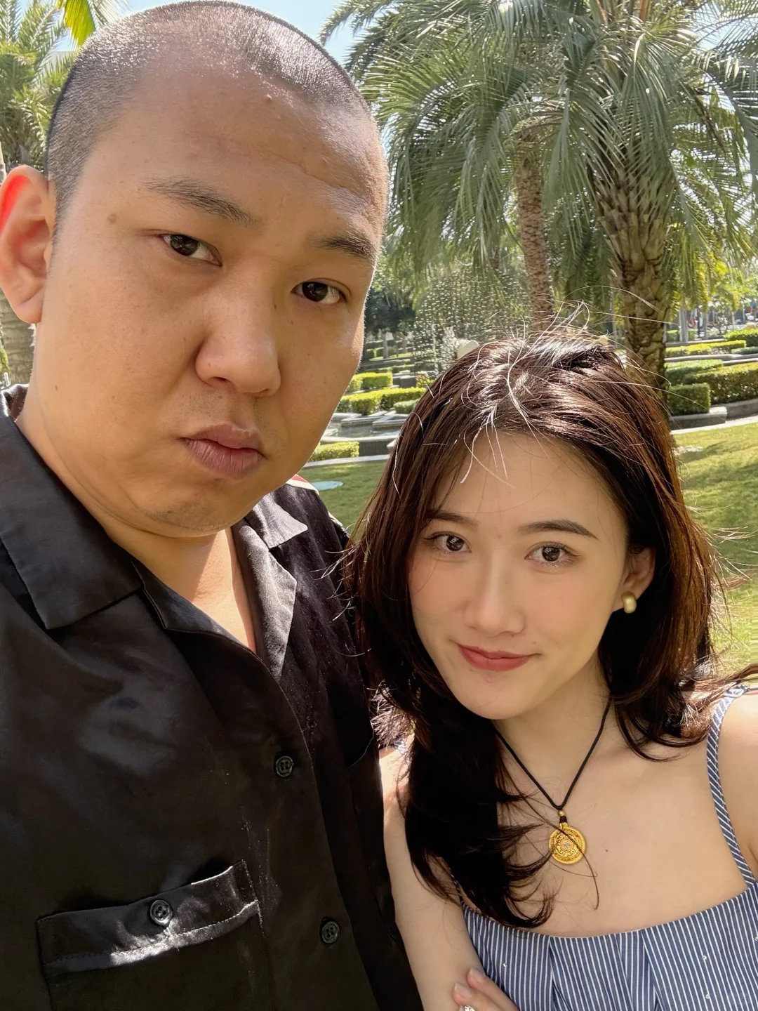 第一次坐飞机的妈妈和安安