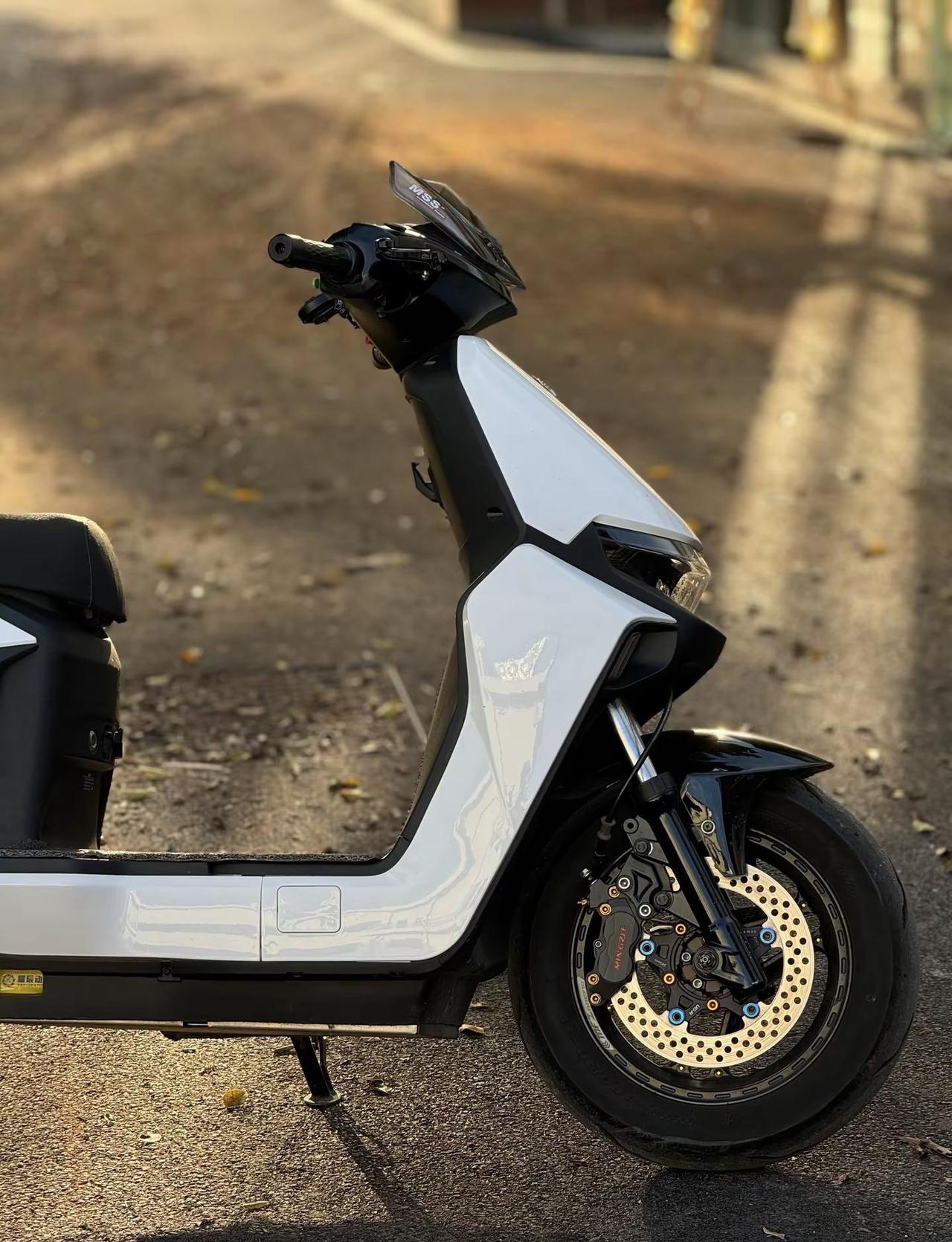 玩车的风气就是被这样败坏的。回复 @不知道取什么名字好的评论