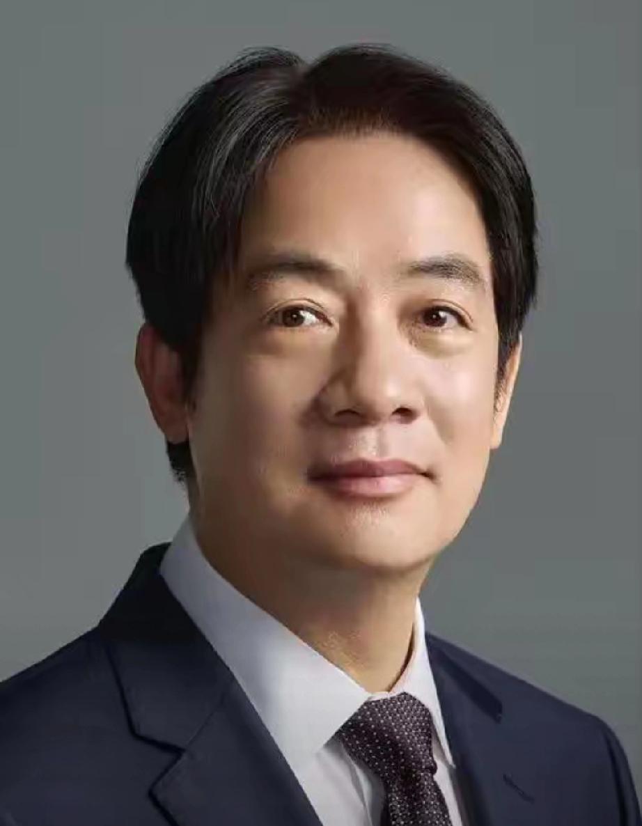 就在刚刚，
​台“总统府”发表声明，
​4月12日，针对国台办“十项惠台政策”发