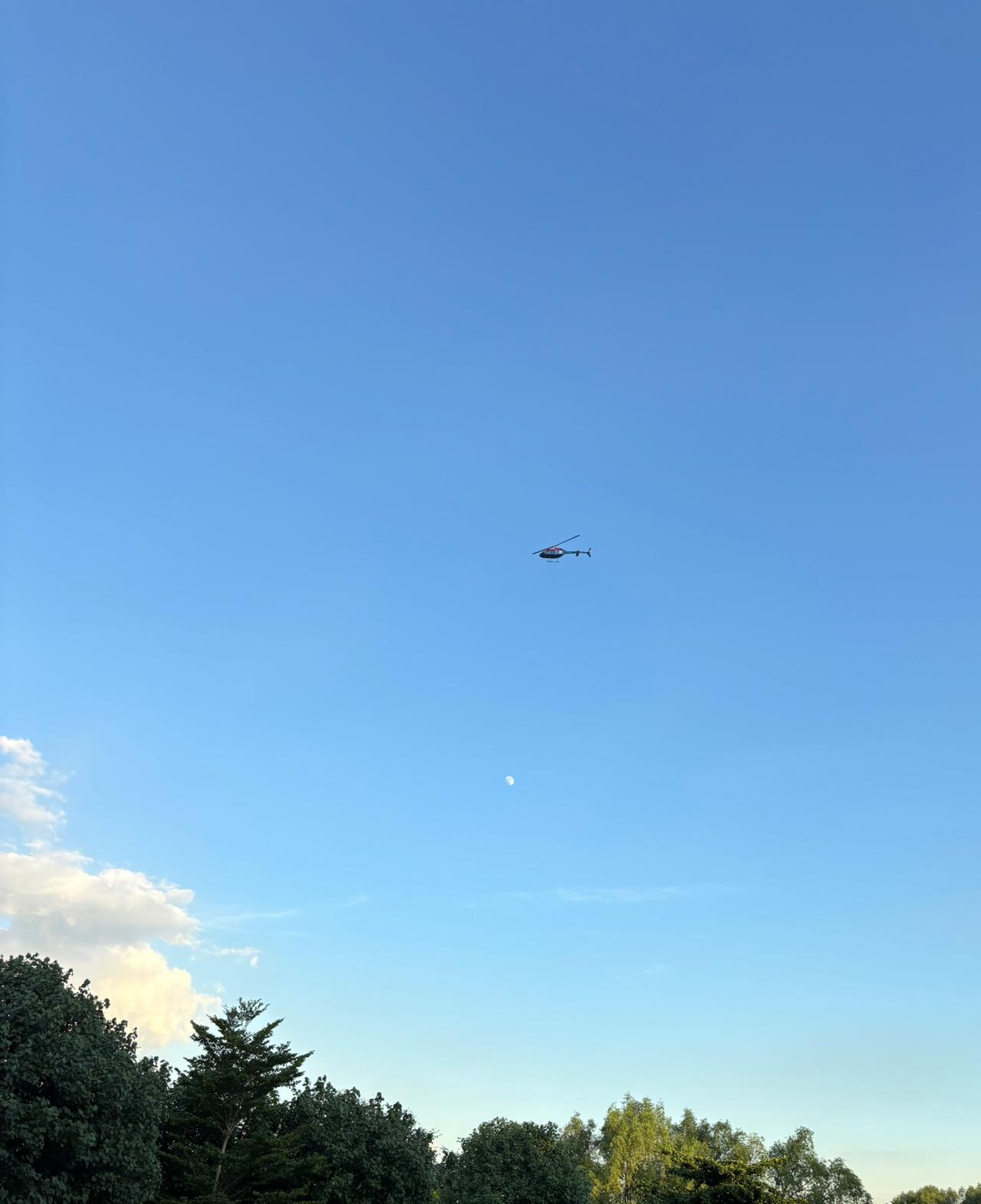 现在要求体育课一天一节，总课时量不变，又没说哪一门科目可以减少，这个体育课安排在