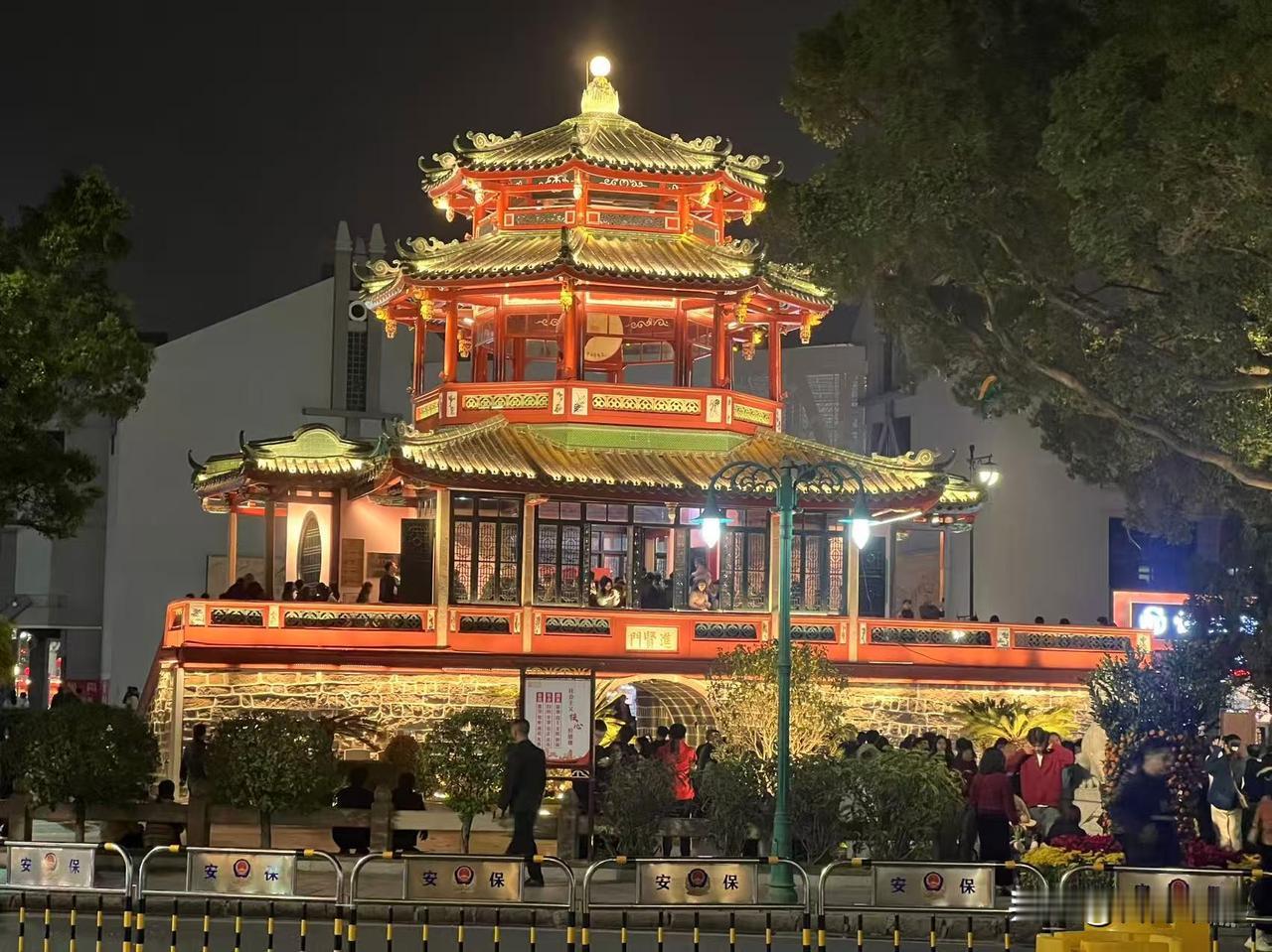 古城夜景