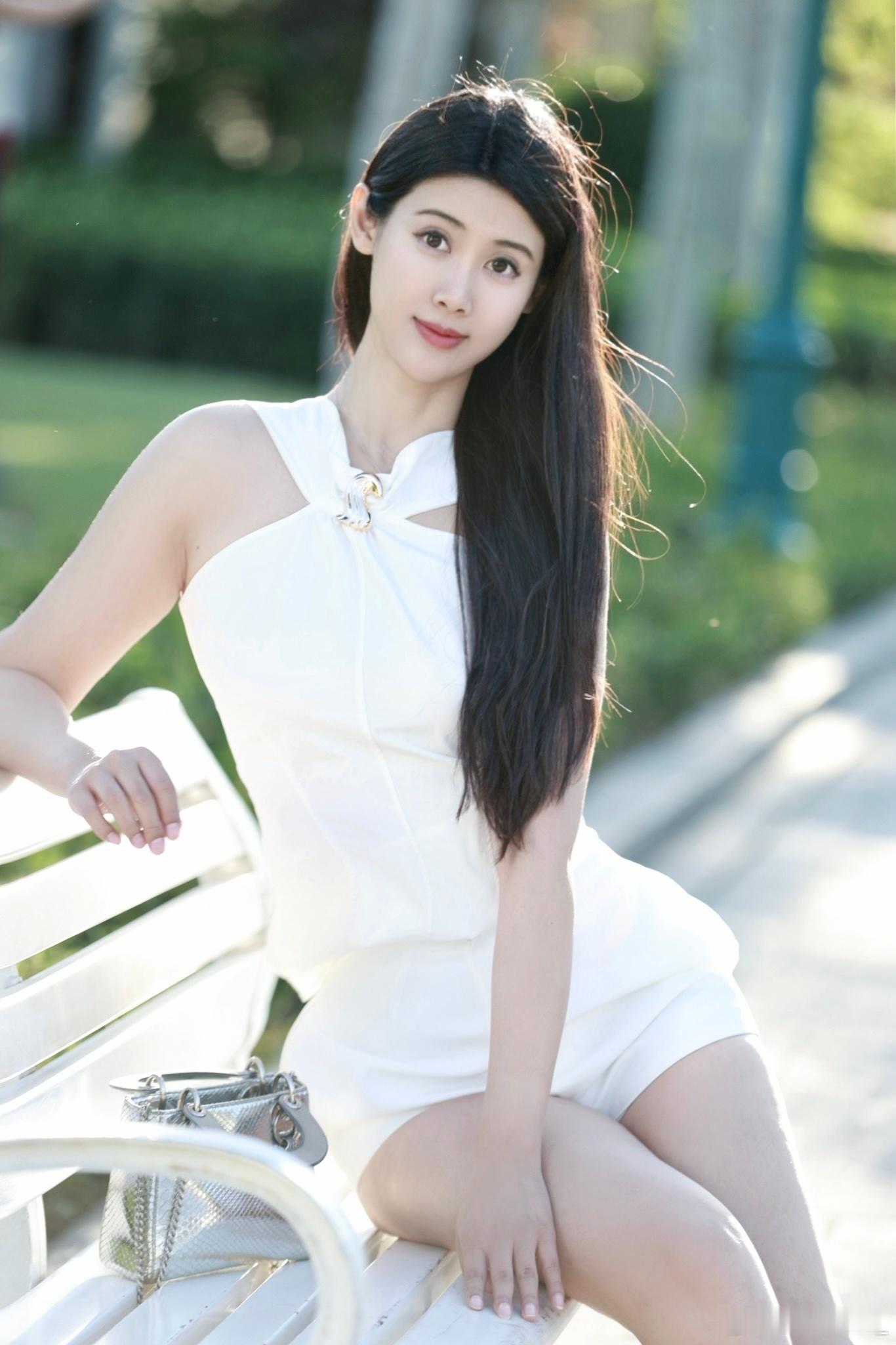 我要你明媚～☀️  ​​​