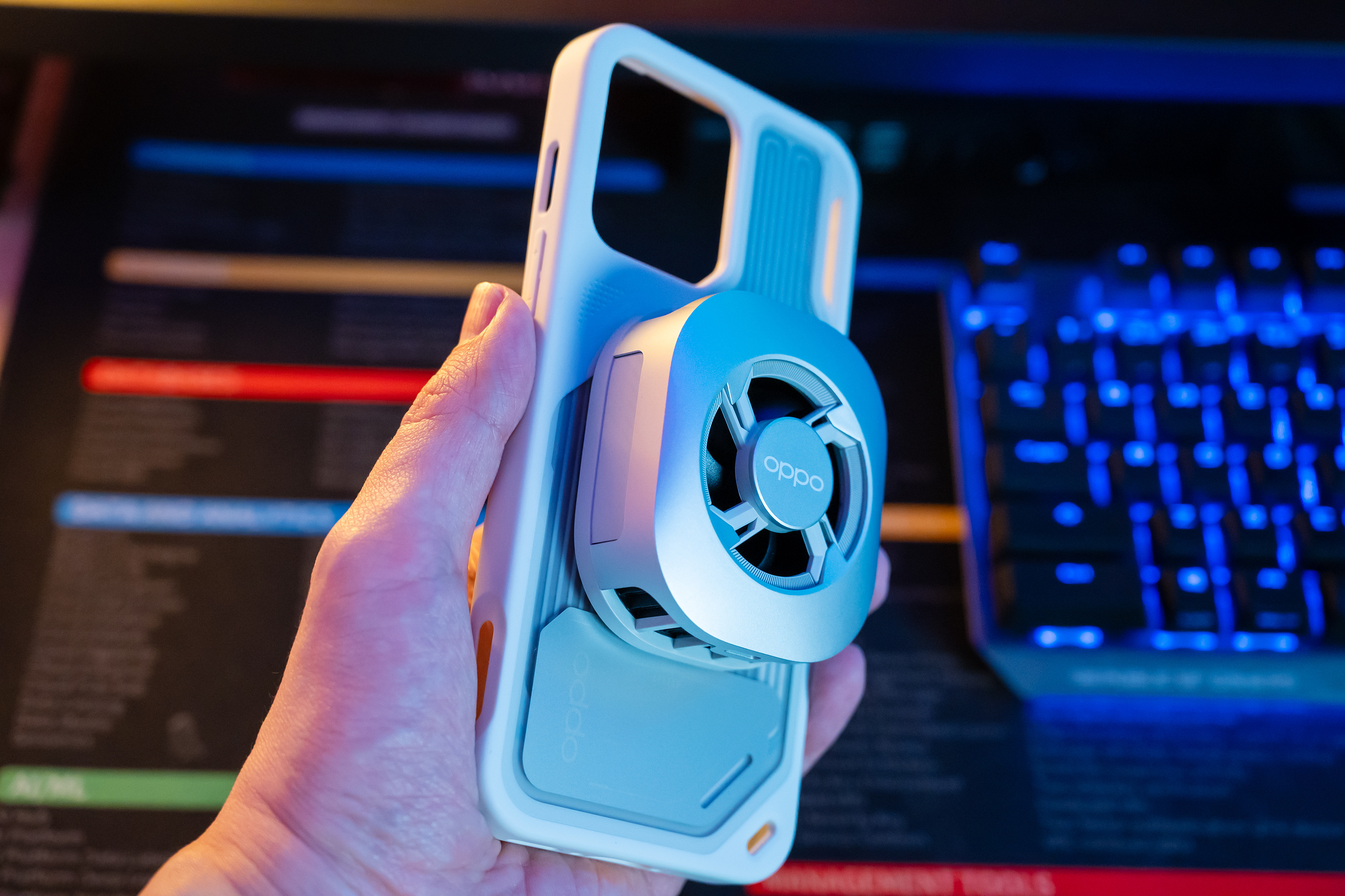 中端机继续，OPPO K15 Pro系列的邀请函已经收到了，一起探索冷酷科技的边