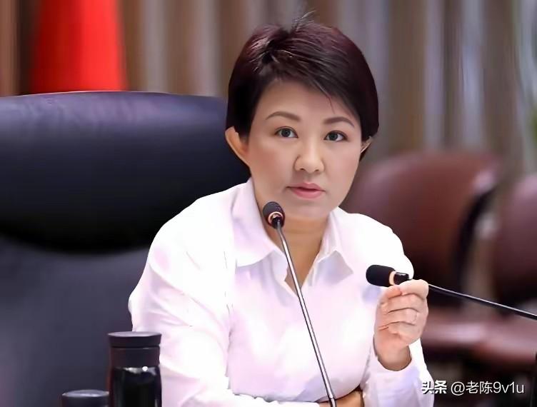 国民党主席郑丽文遭前花莲市长叶耀辉逼宫，叶称提名过程遭民调做掉，对国民党失望，要