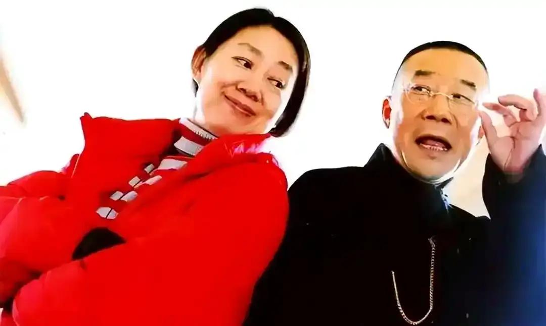 我敢说，
于海丹老师，
大概率是李雪健老师艺术生涯里，遇到最支持他的人了！

李