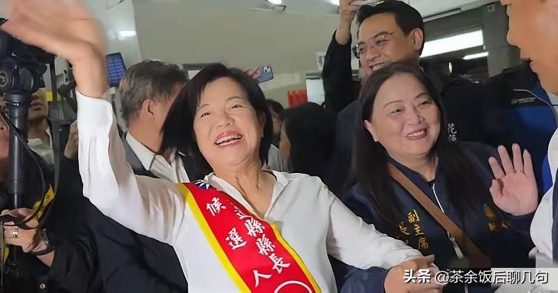看来傅崐萁家族在花莲还是很厉害的，游淑贞被国民党定为县长候选人，一下火车竟有这么