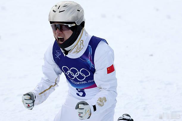 王心迪金牌 王心迪刚刚夺得米兰冬奥会自由式滑雪男子空中技巧冠军，这是中国队本次冬