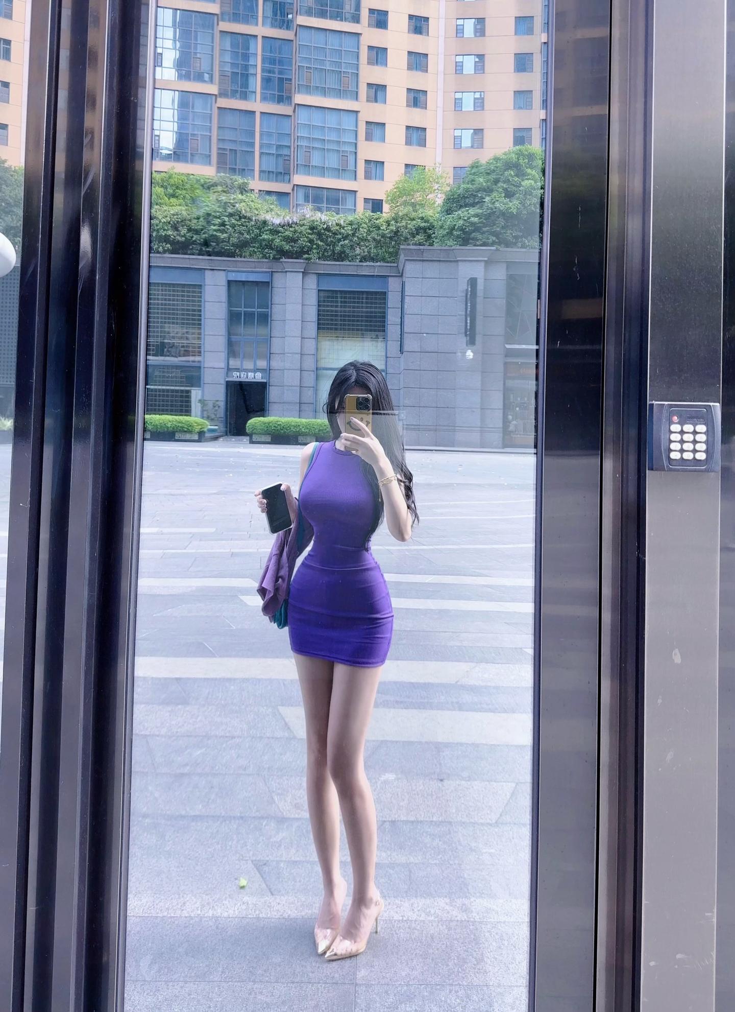 喜欢漂亮姐姐吗。