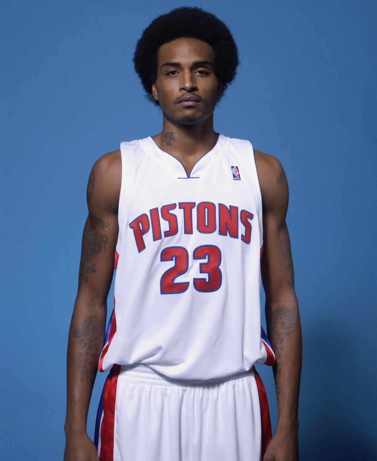 篮天下 小特伦斯·香农的父亲Terrence Shannon Sr.，曾穿上活塞
