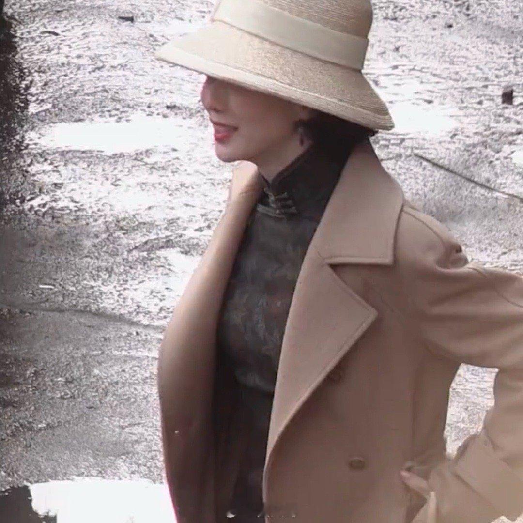 刘诗诗千里江山图开工路透哇哇哇哇。不愧是粉丝心中的女神啊，刘诗诗在电视剧《千里江