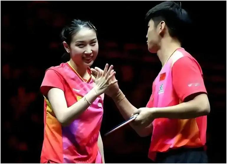 国乒最近差不多会有8人退出国家队。
1、林高远31岁，国乒主力，缺阵多站比赛。