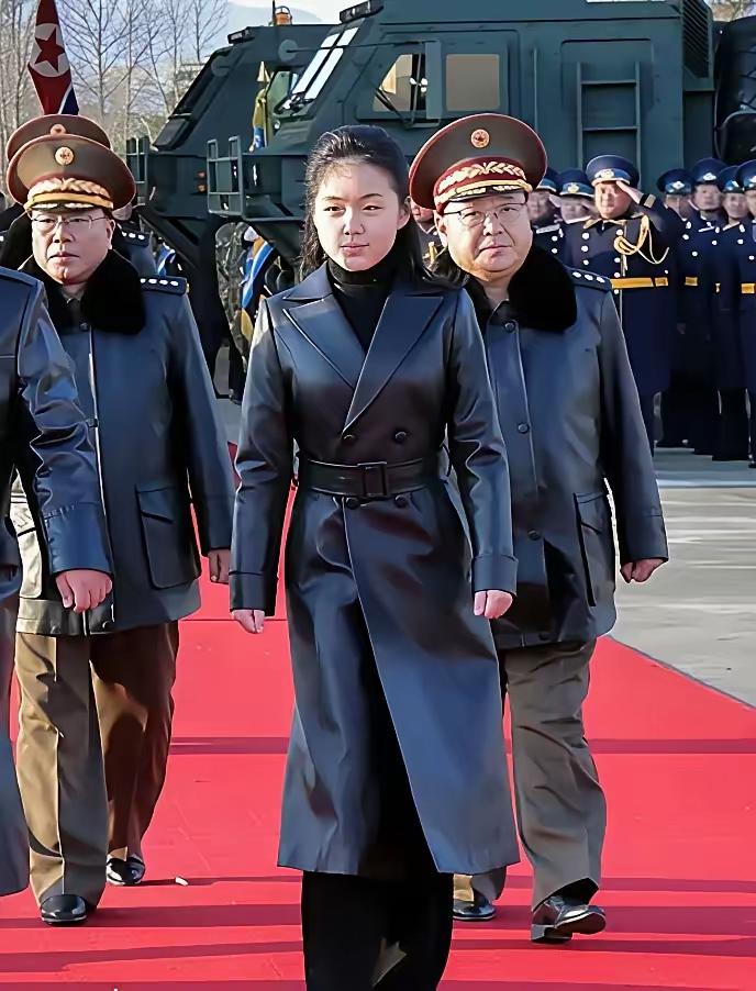 侧面的说明了读书无用论，只要有个好家庭。