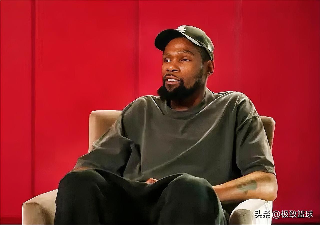 火箭老将杜兰特所言极是啊！数据可以被超越，但传奇永远无法复制

今日，杜兰特在B