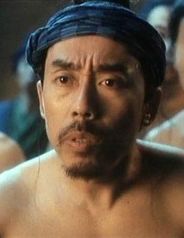 被严重低估的港片幕后大佬！撑起林岭东暴力写实美学
 
朱继生（Joe Chu K