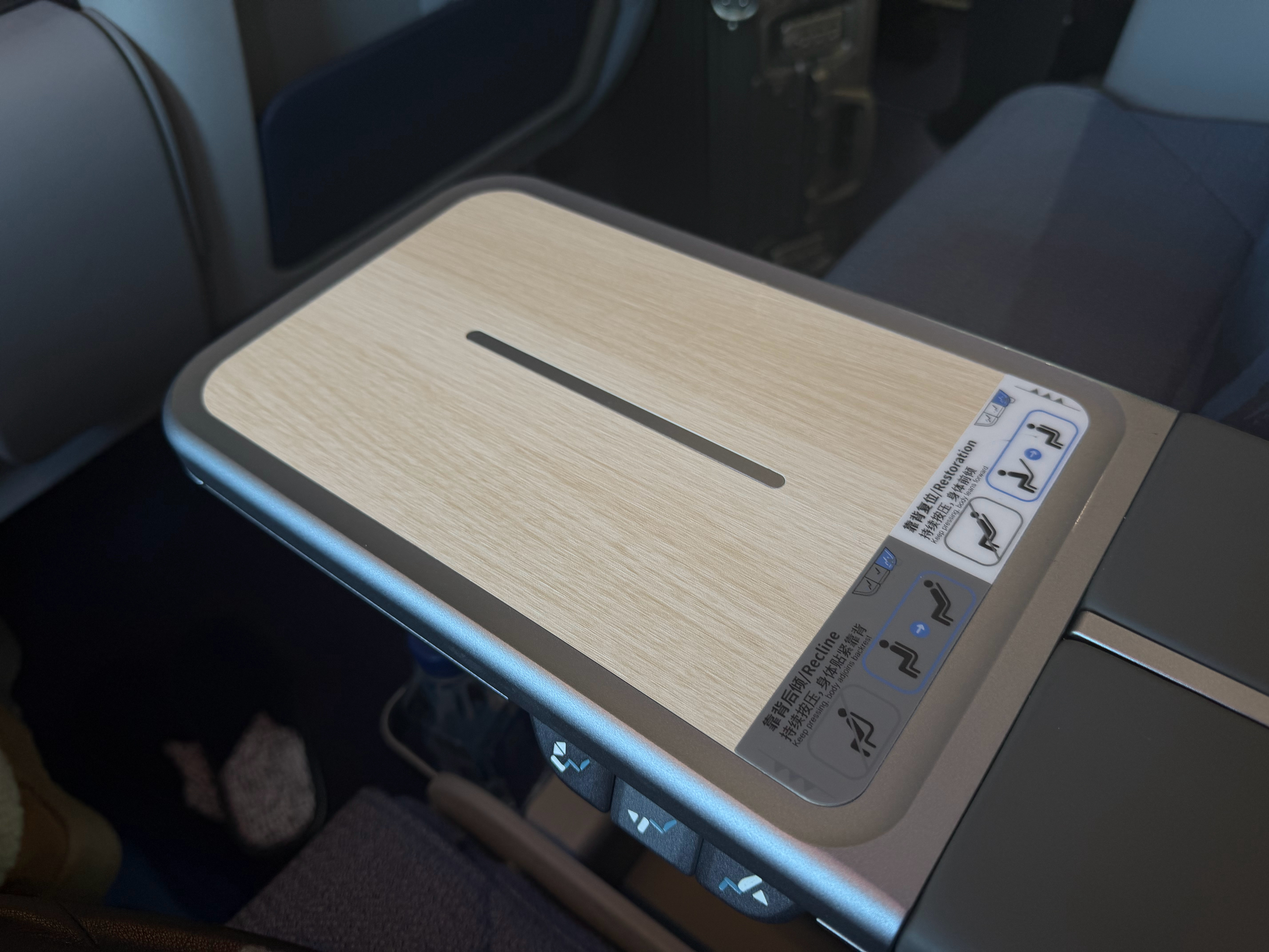 赶上了0.2年的321，小飞机的公务舱终于变好了这个舱升的值婷日常飞机 北京·首