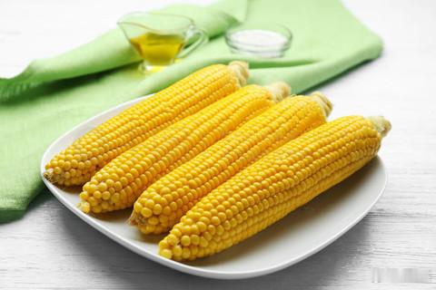 玉米一种很健康的食物玉米属于高膳食纤维粗粮，饱腹感很强，升速相对平缓。富含维生素