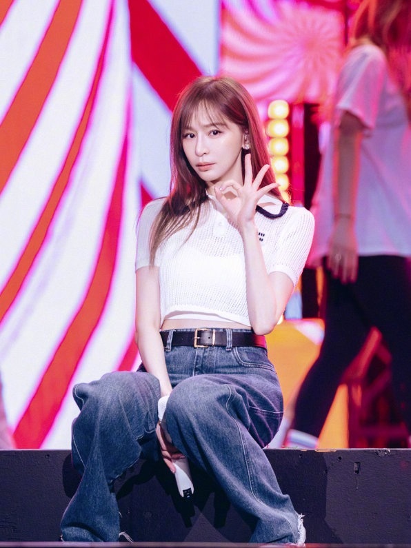 图1 花 开在太阳下～图2 菩萨说OK👌🏻