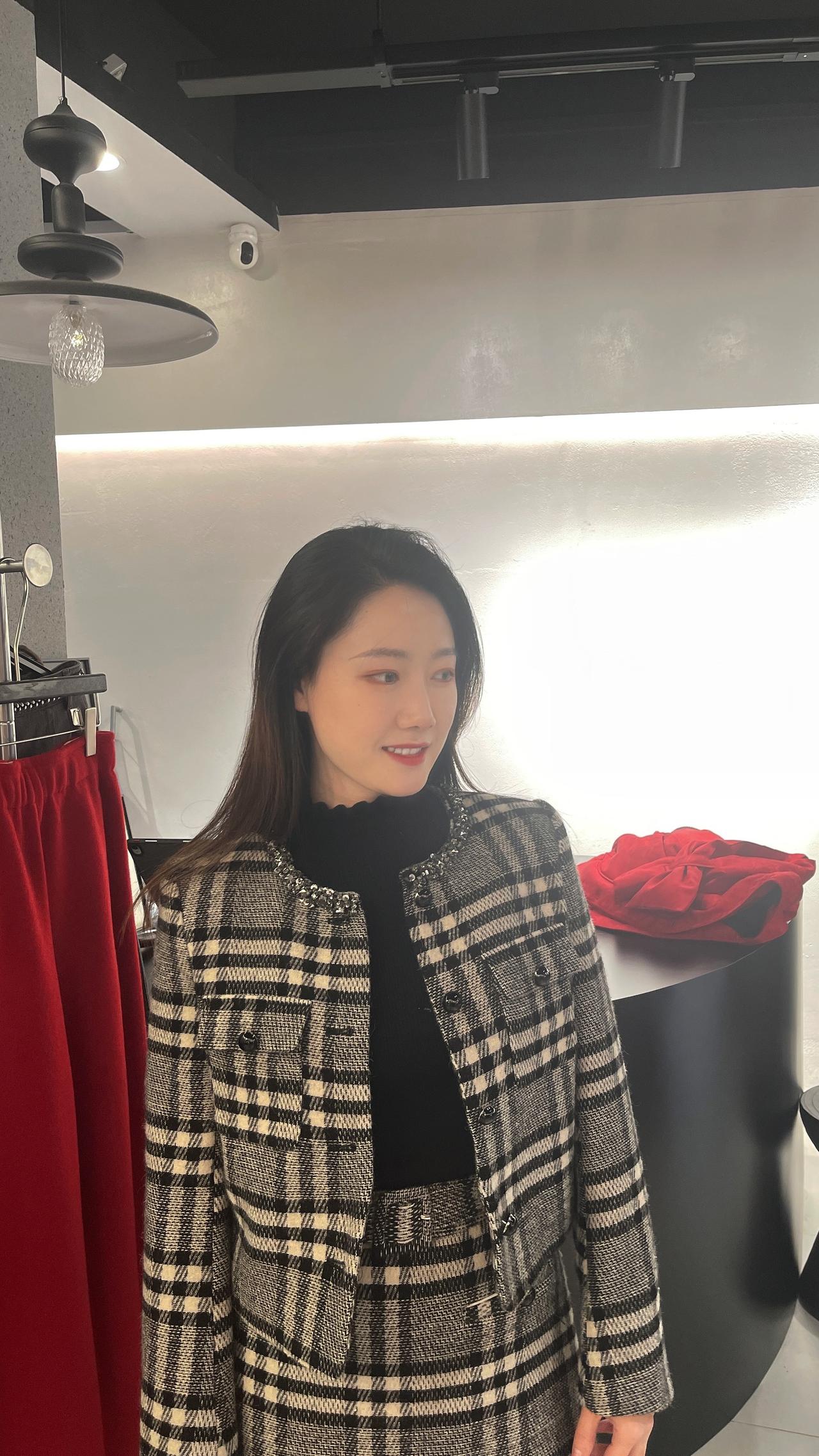 说我长的像曾黎，我要笑醒了每日搭配分享👗时尚穿搭 穿搭 长相差了点但气质不能输