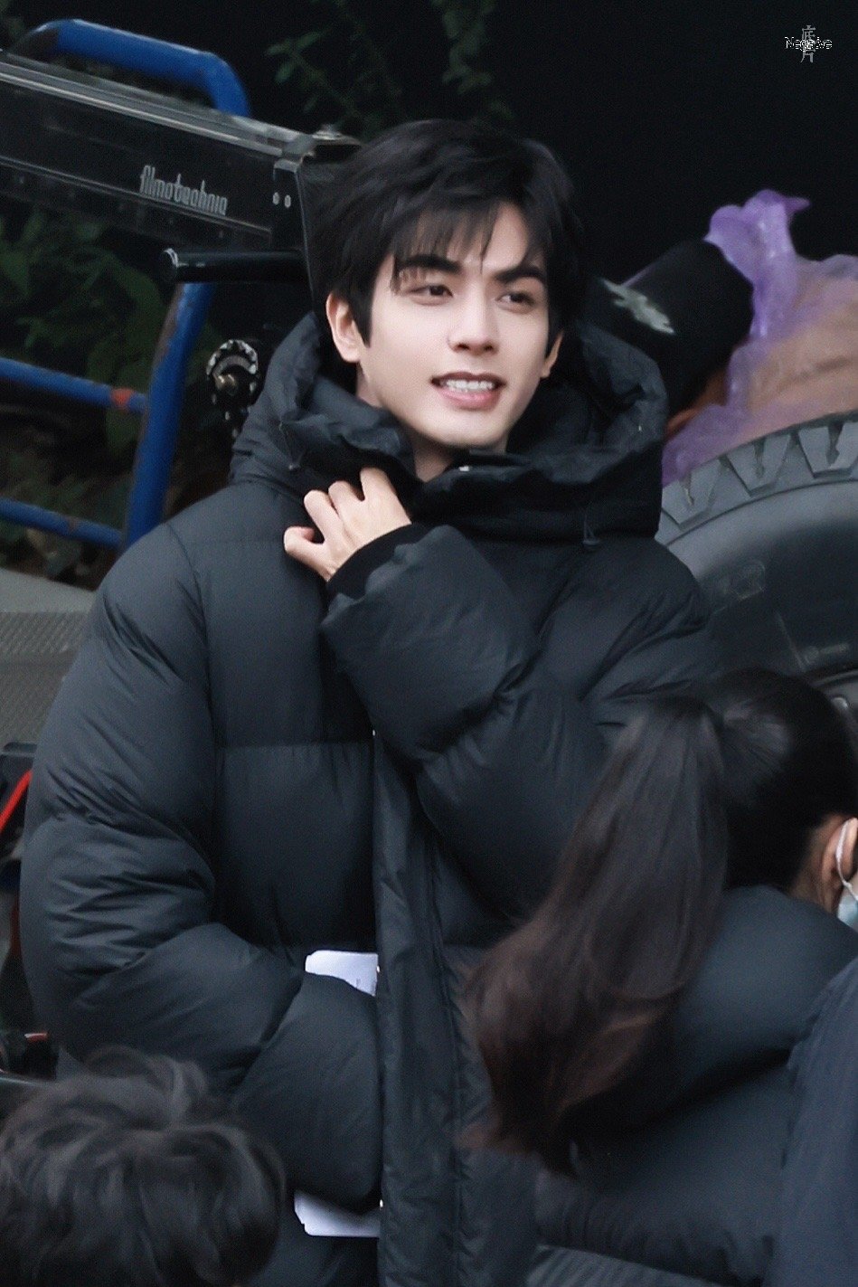 #宋威龙[超话]#原来笑容会传染是真的，每次 看到你笑都会不自觉扬起嘴角​​​