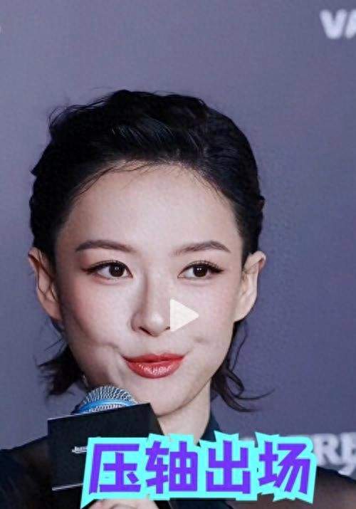 章子怡上海晚宴压轴亮相，面部状态判若两人这变化太惊人！
