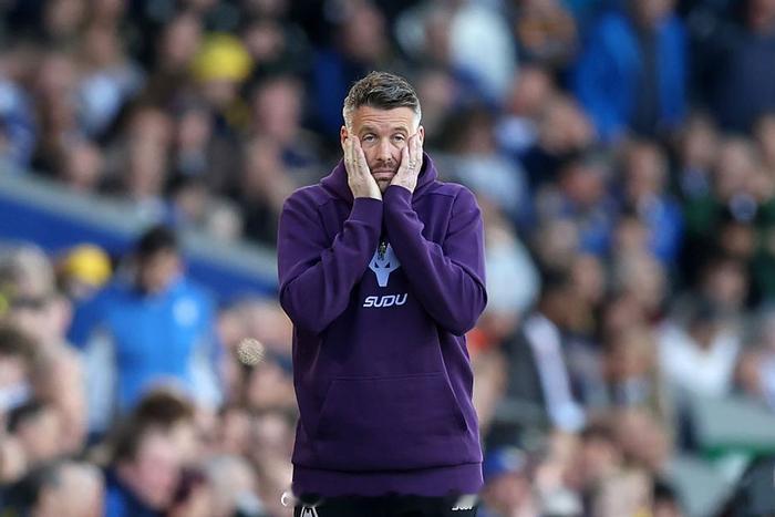 七连败开局+管理层动荡，复盘狼队灾难性降级赛！英超悲剧落幕😭 狼队正式降级，下