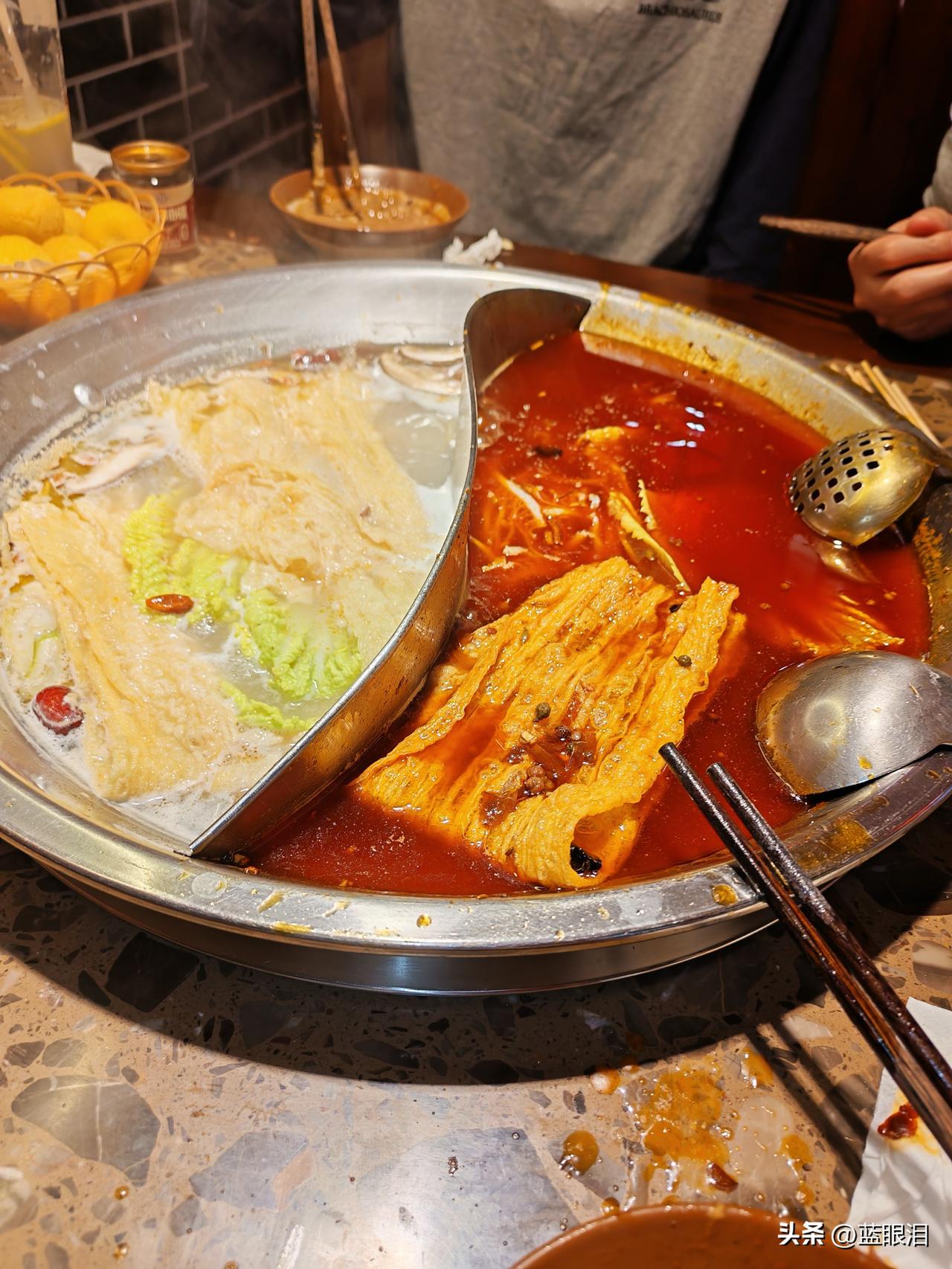 这两天我儿子有些不对劲，一直说为什么3月2号开学，为什么不能等到元宵节过了以后再