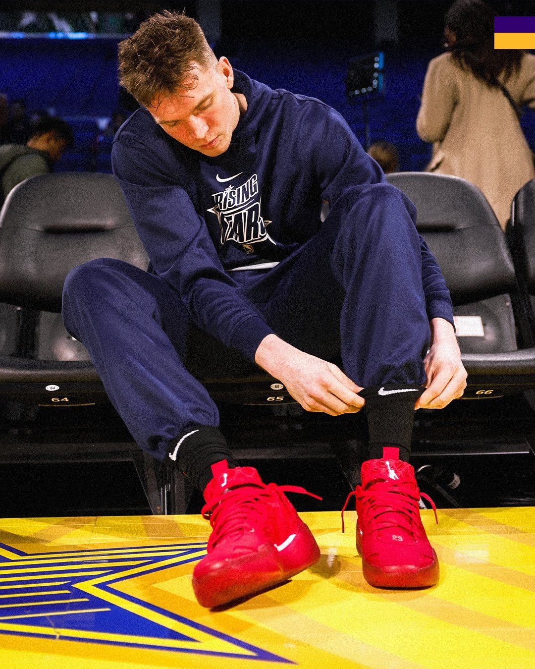 克内将重回轮换. 雷迪克表示，为了提升球队的三分投射表现，克内克特将在今天对阵灰