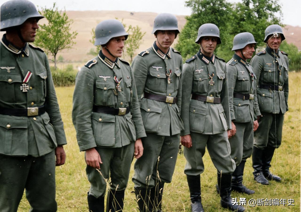 几名刚刚获得二级铁十字勋章的士官和士兵。

历史 历史老照片 二战老照片 二战 