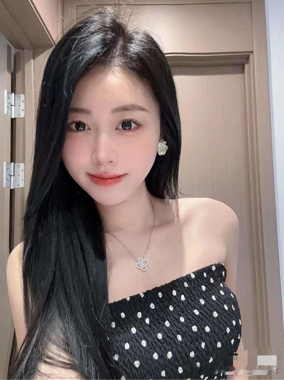 为陪读和丈夫分居两地，发现丈夫家外有家：在江西一个小城市里，李女士为了儿子的教育