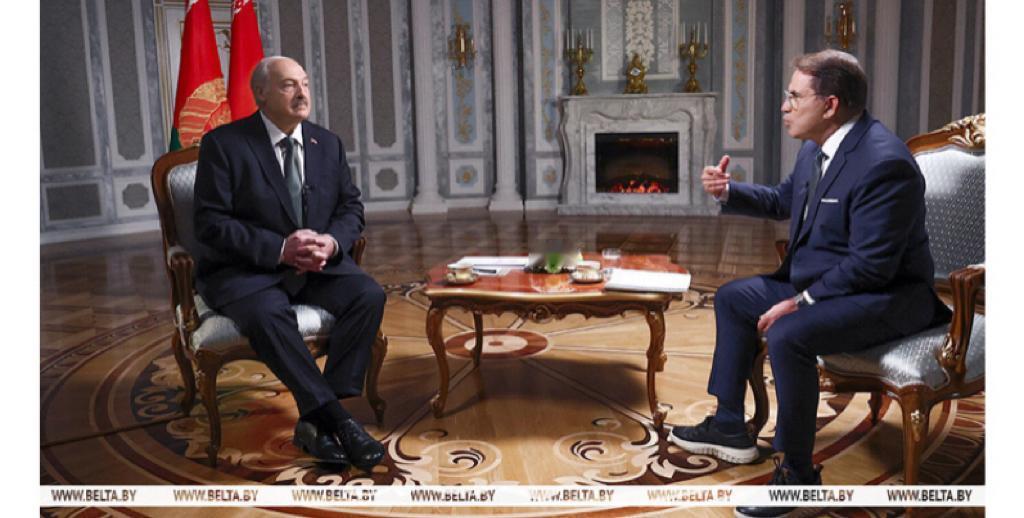 白俄罗斯总统卢卡申科，近日在接受媒体采访时谈到特朗普。

特朗普对世界和平是有贡