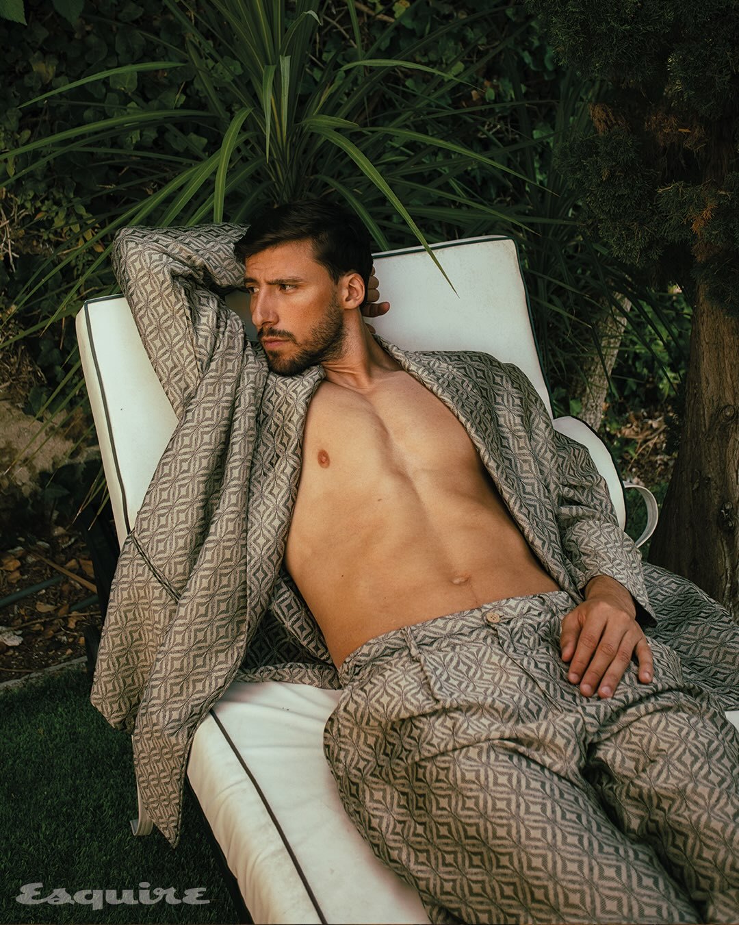 鲁本·迪亚斯 / Rúben Dias 葡萄牙版『Esquire』 时尚大片一览