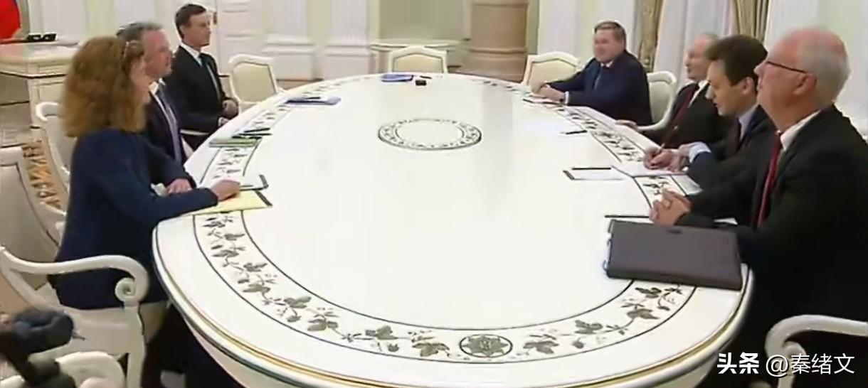 俄美5小时密谈谈崩了！乌克兰领土成死结，和平还得等多久
 
俄美高层关起门来聊了