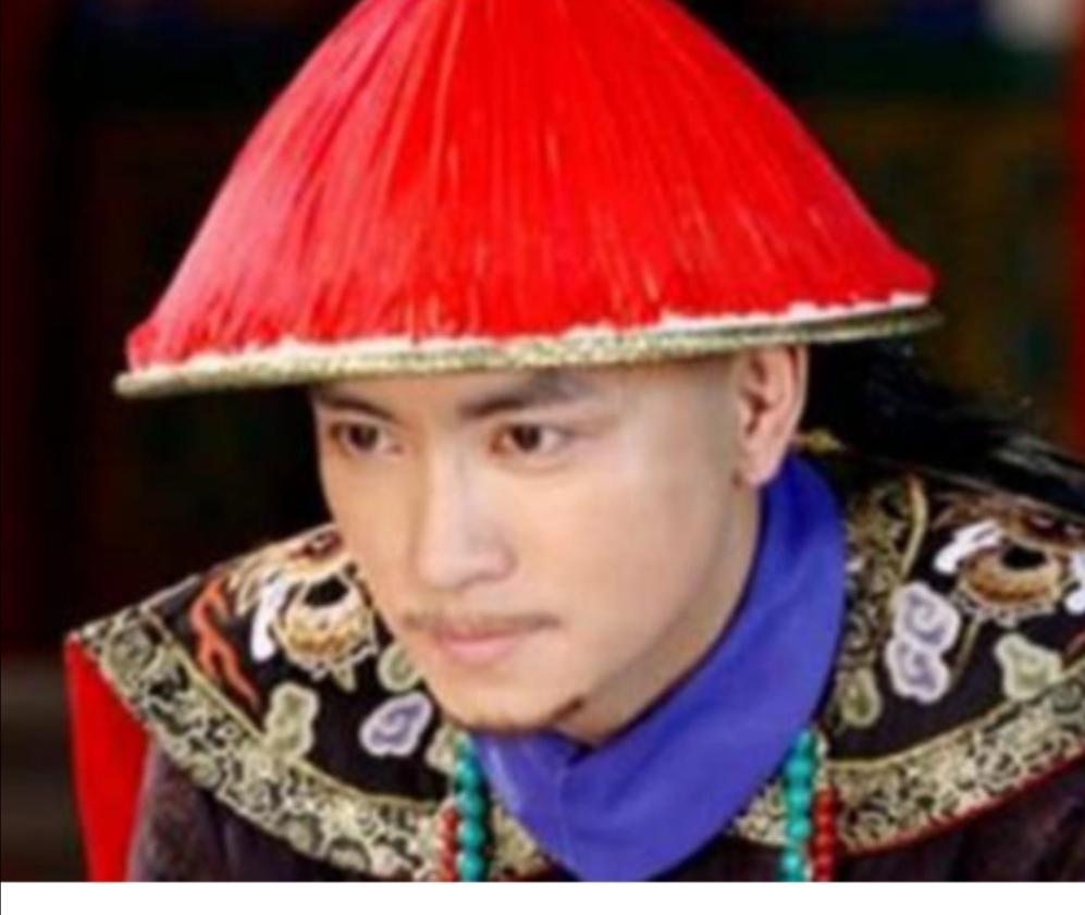 雍正接手大清的时候，发现了一个极其荒诞的现象：

国家很穷，但有钱人更富了；百姓