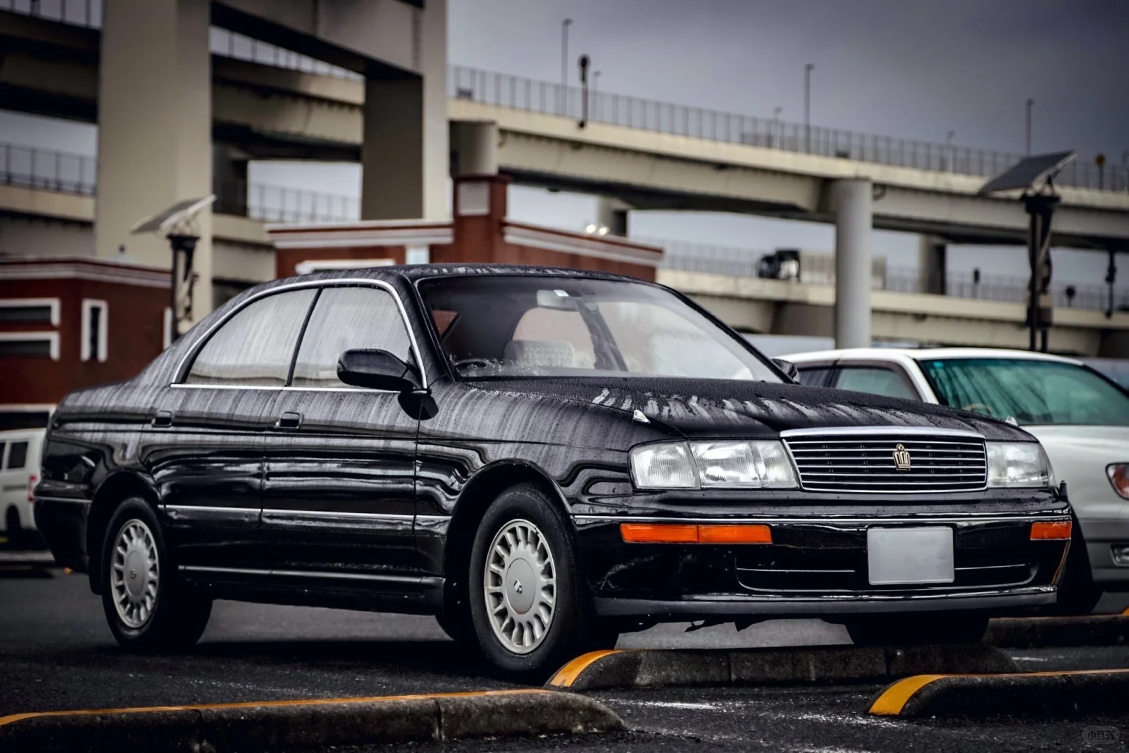 好车分享 Toyota Crown，我最喜欢的一代皇冠，喜欢的原因有二，首先，这