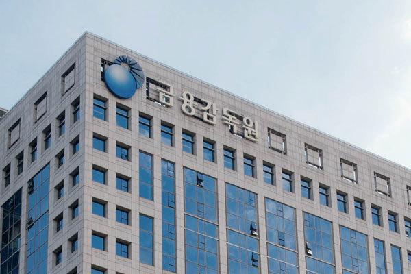 韩国的加息还没公布的时候，韩股就直接砸了个熔断。
韩国救市信号一出，韩股拉升。救