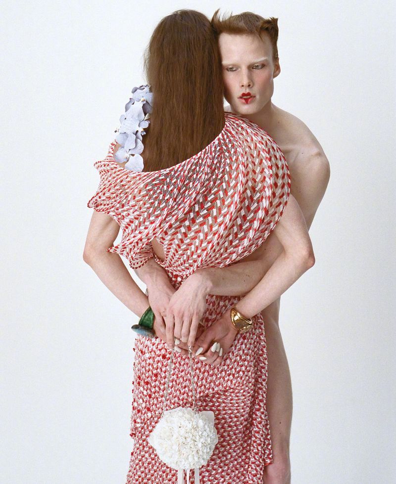 ODDA Magazine S/S 2026  🌸 一组Dior服饰主题，模糊