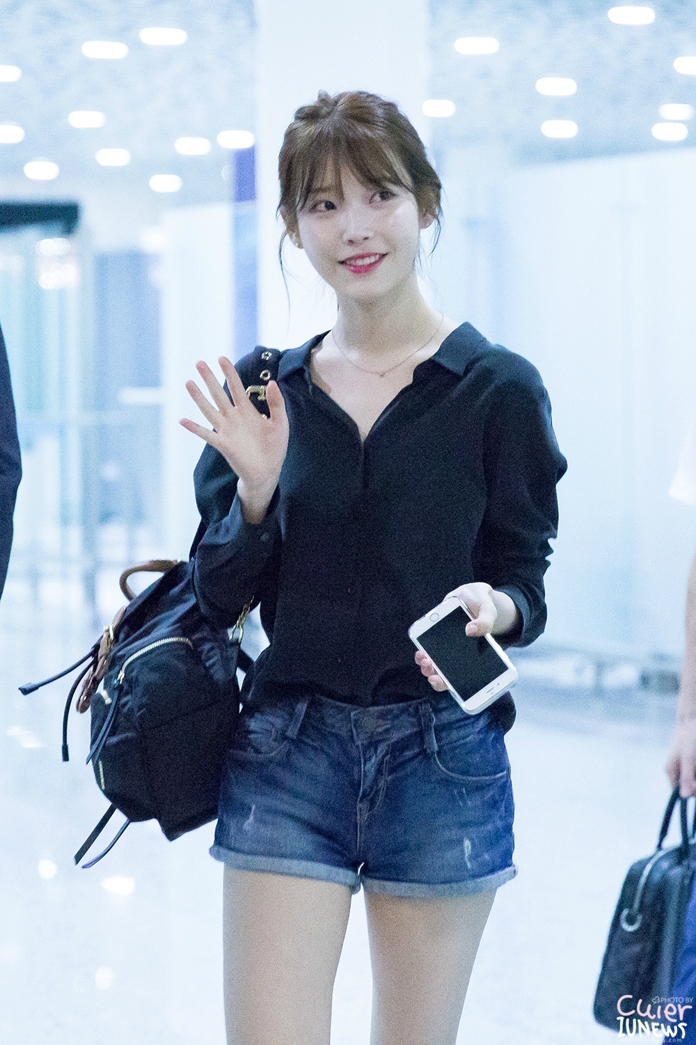 IU  ❤️IU韩国第一女solo 2016年时光机🐥160826 IU深圳机