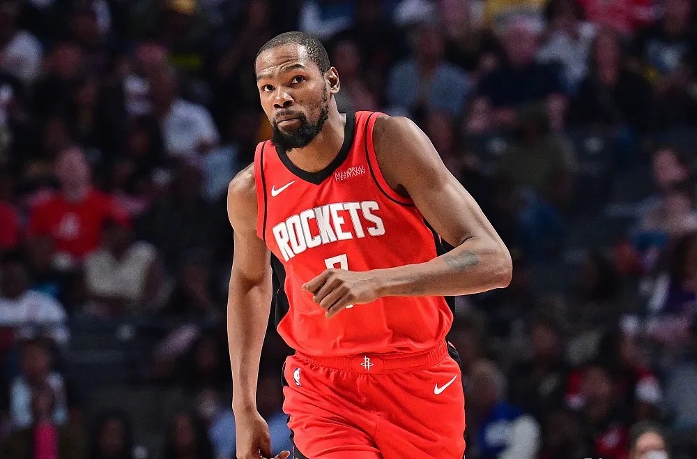 NBA常规赛，火箭今日客场124-132不敌公牛。本场比赛是火箭本赛季第40次打