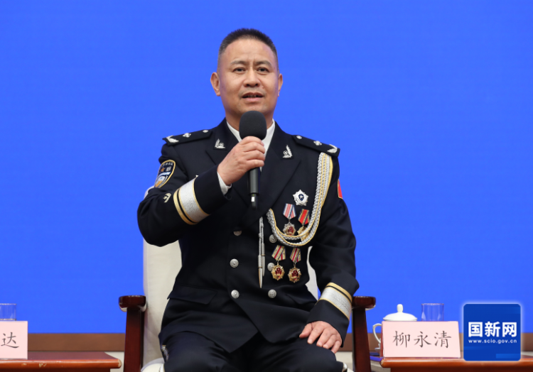 从独龙江的“衣冠冢”到首都机场的“零差错”：四位移民管理警察的国门故事