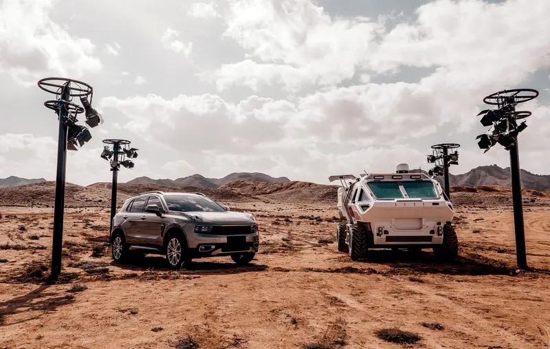 巷战大杀器！央视曝光的画面着实令人震撼，解放军的机器狗堪称巷战的大杀器！在军事频